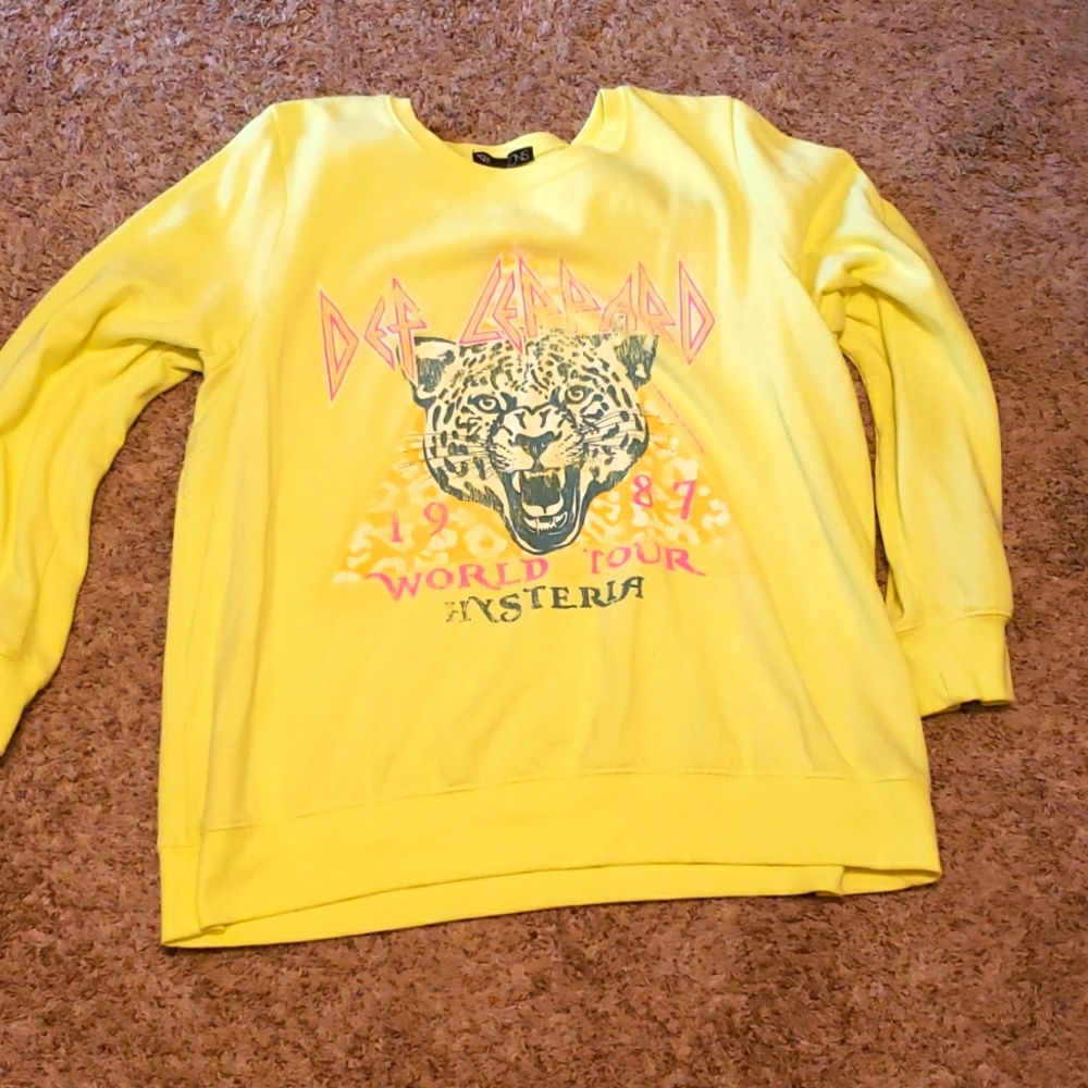 EUC Torrid Def Leppard Sweatshirt Plus Size 2